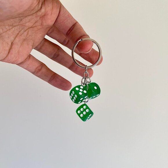 y2k 2000s green dice keyring for keychain - Picture 6 of 8